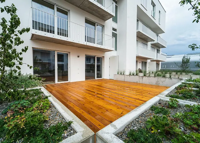 Apartament In *
